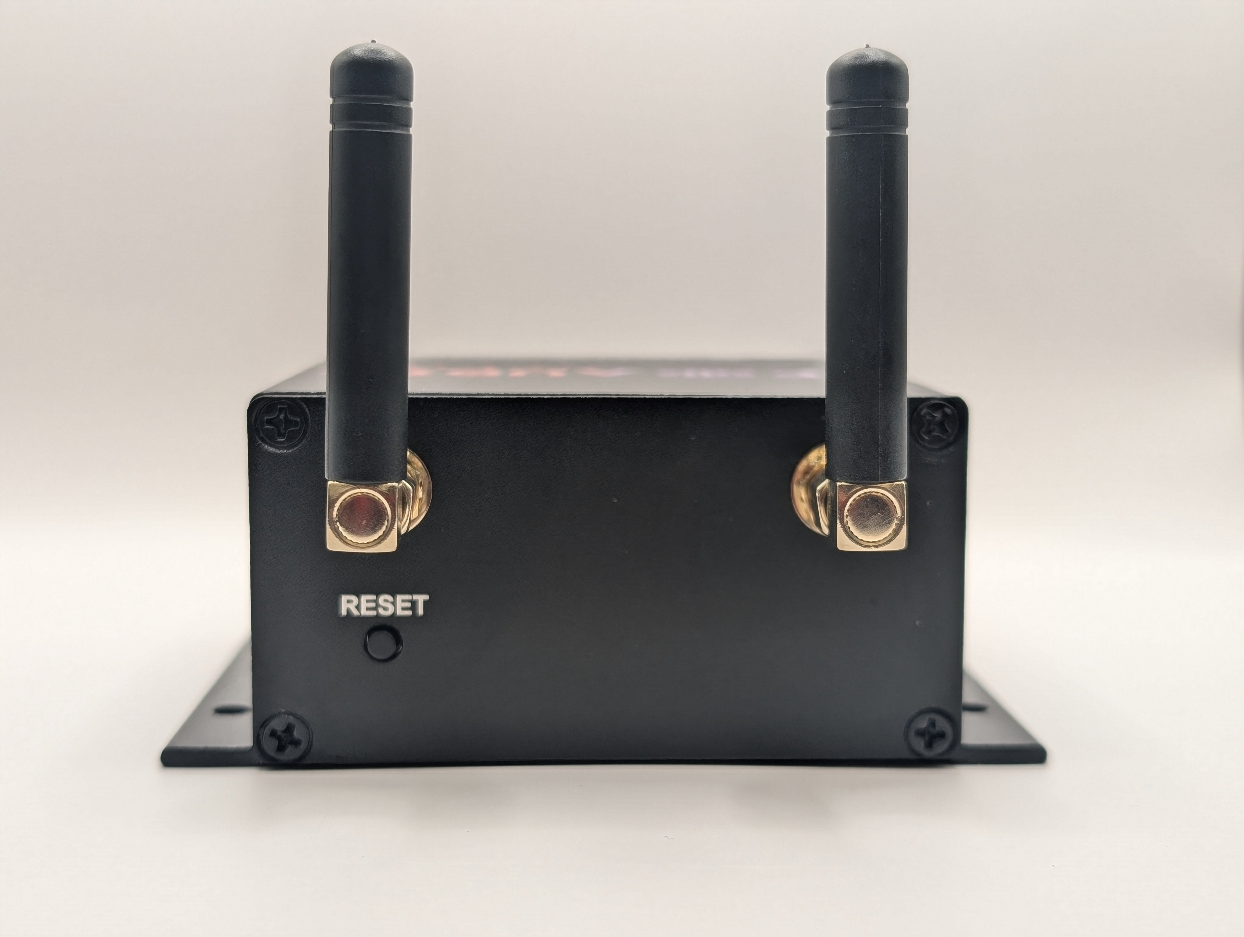 LF Audio WVC-Lite Wireless Volume Controllers, With 500-Foot Range, AuralSync App And Digital Display, Rear View