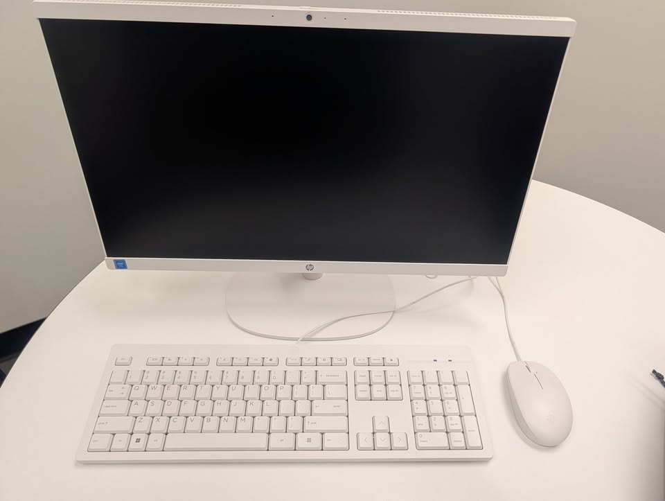 HP 22 inch all-in-one desktop computer